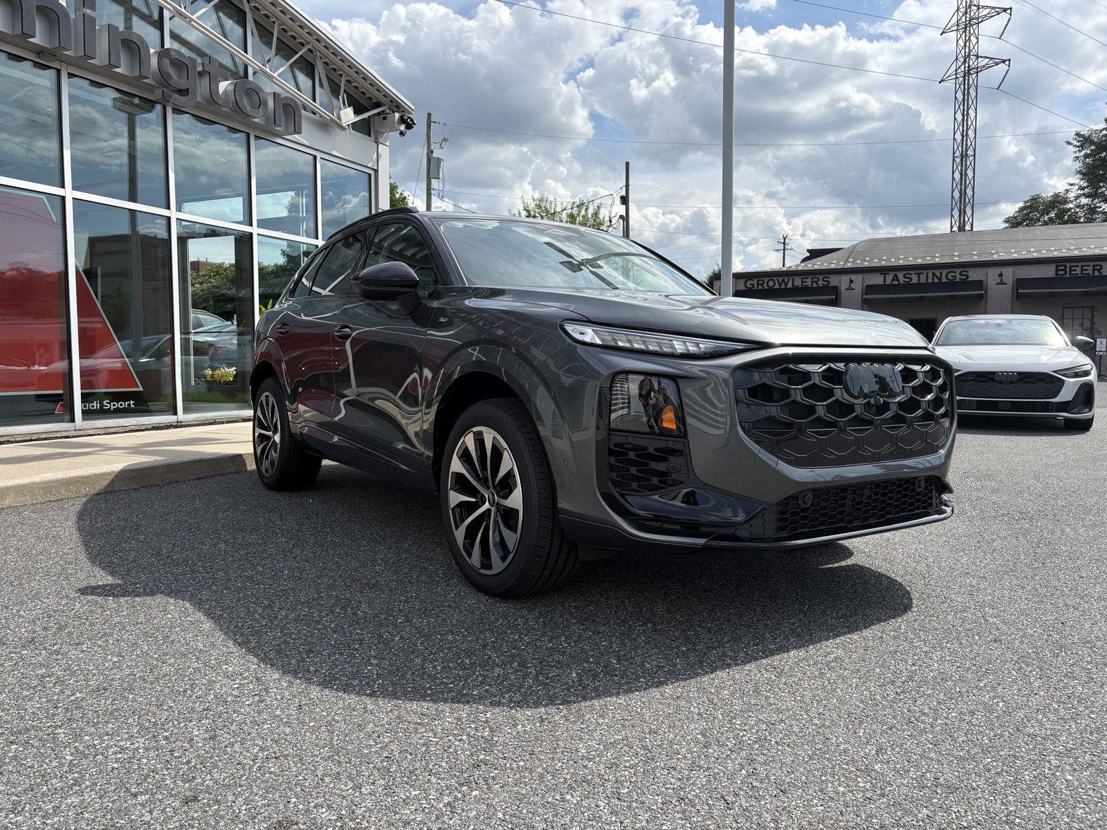 New 2026 Audi Q3 quattro 2.0T AWD/4WD image 7