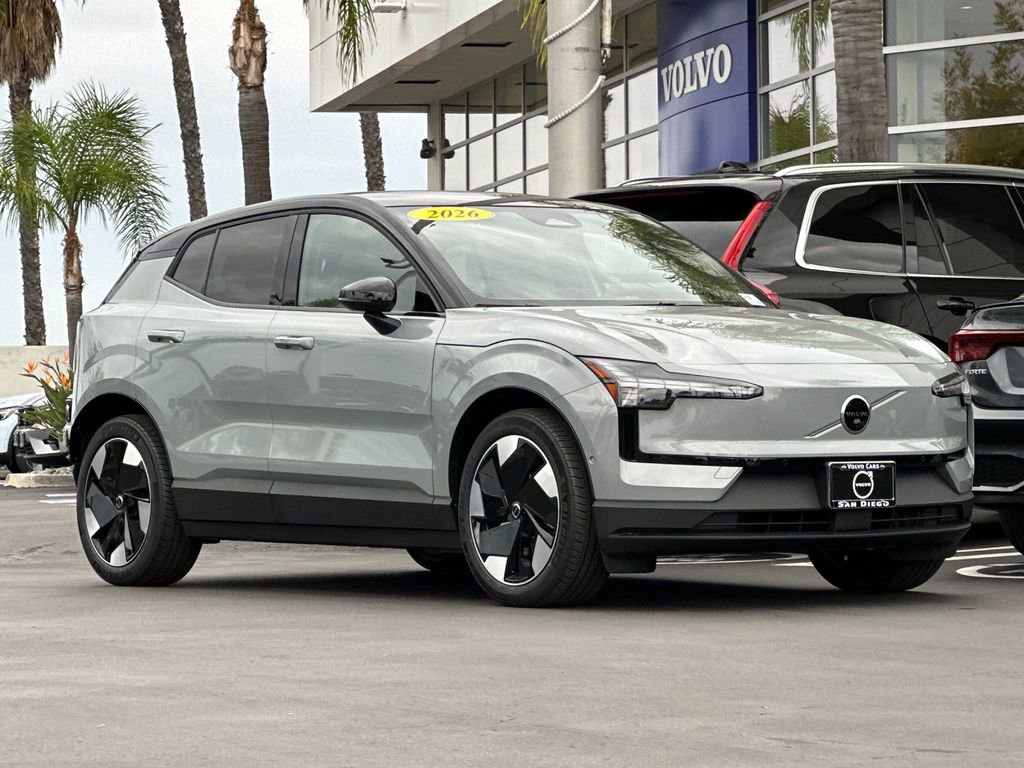 New 2026 Volvo EX30 Ultra w/ Climate Package image 7