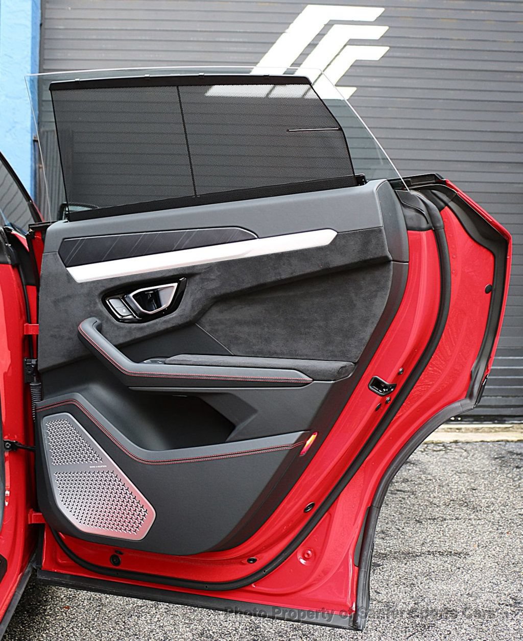 Used 2024 Lamborghini Urus S AWD/4WD image 25