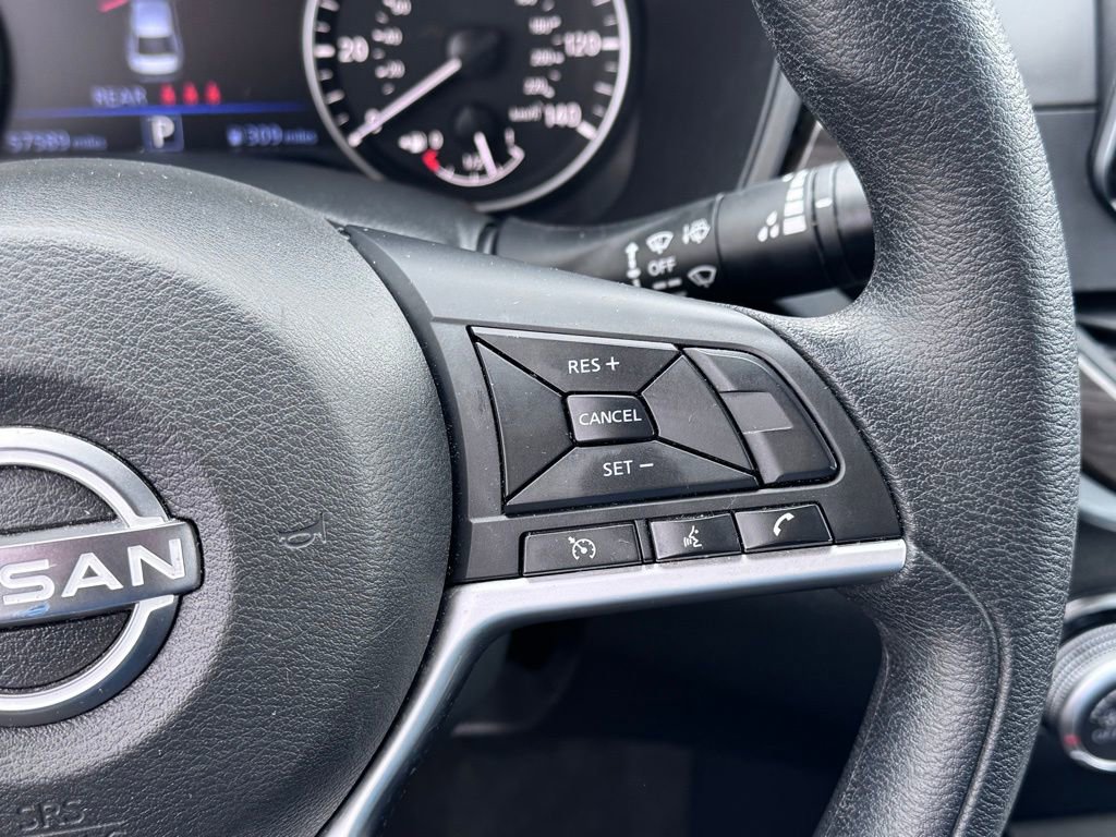 Used 2024 Nissan Altima 2.5 SV image 27