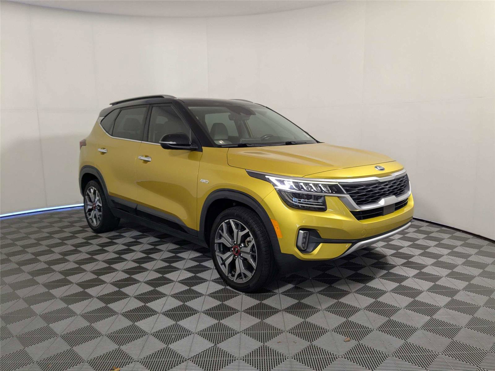 Used 2021 Kia Seltos SX image 4