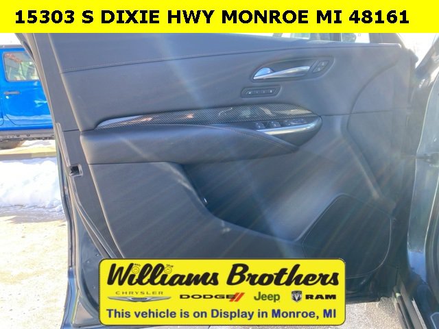 Used 2019 Cadillac XT4 Sport w/ Cold Weather Package image 10