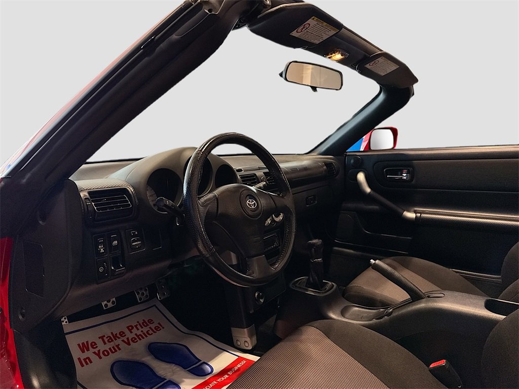 Used 2000 Toyota MR2 image 9