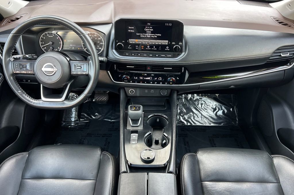 Used 2023 Nissan Rogue SL w/ SL Premium Package image 17