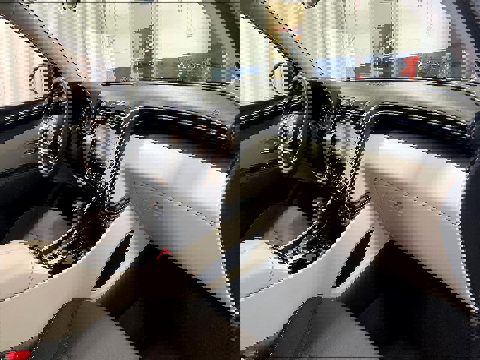 Used 2023 Hyundai Tucson SEL image 14