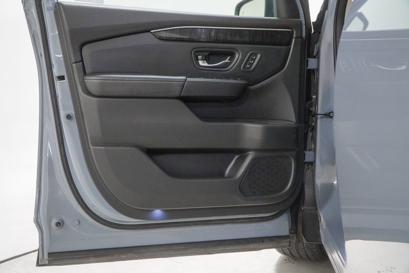 Used 2023 Honda Pilot Elite image 19
