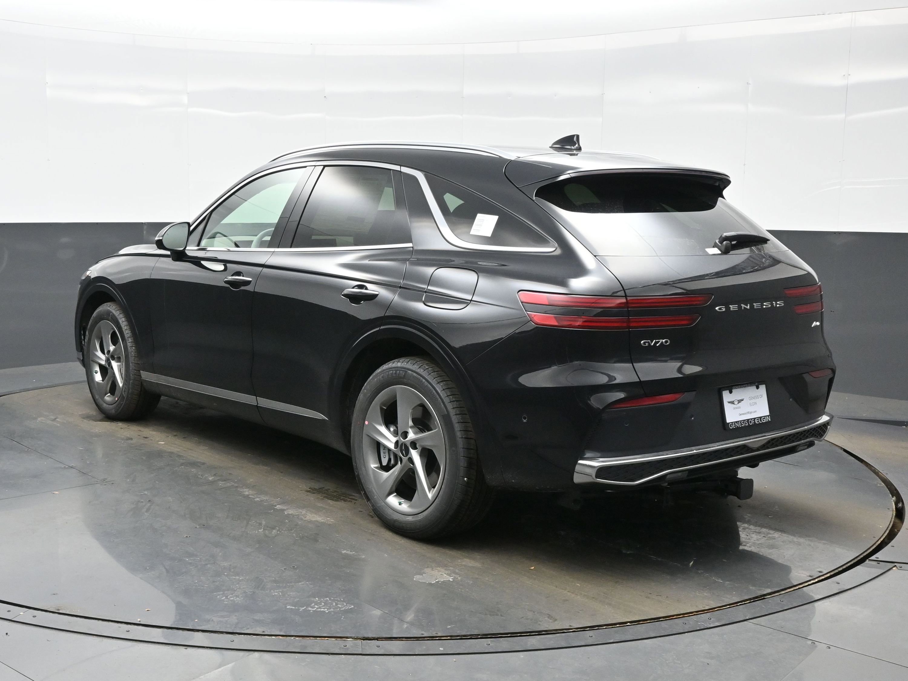 New 2026 Genesis GV70 2.5T Advanced image 4