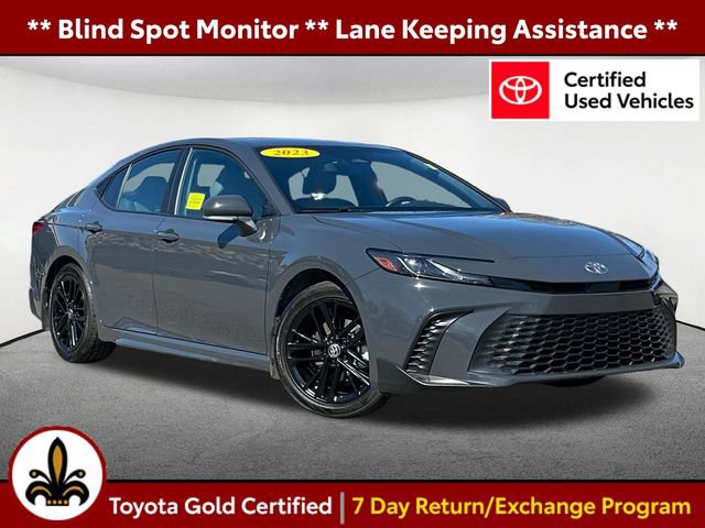 Used 2025 Toyota Camry SE