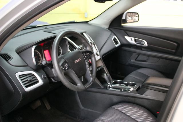 Used 2017 GMC Terrain SLE AWD/4WD image 17