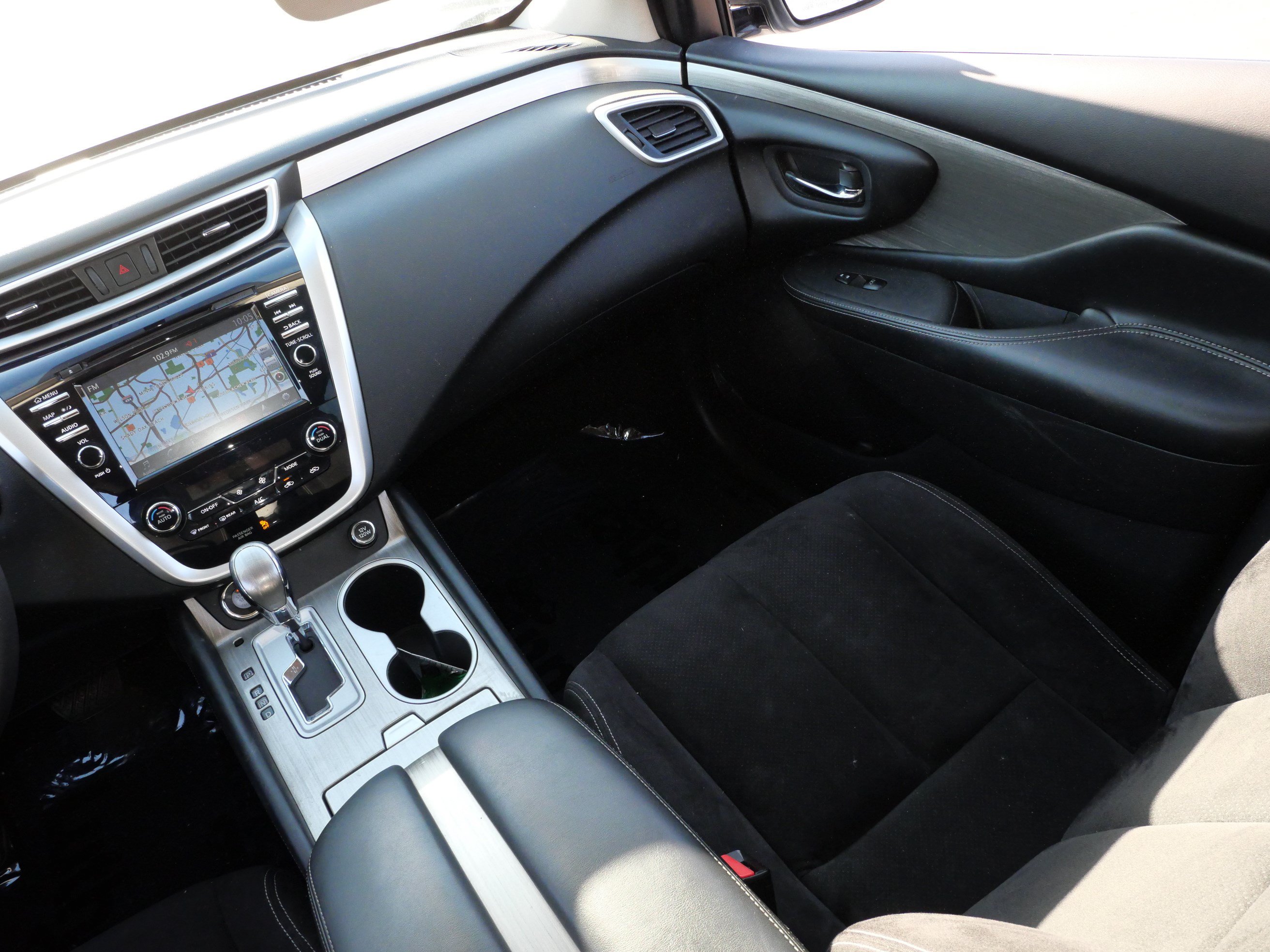 Used 2016 Nissan Murano SV AWD/4WD image 11