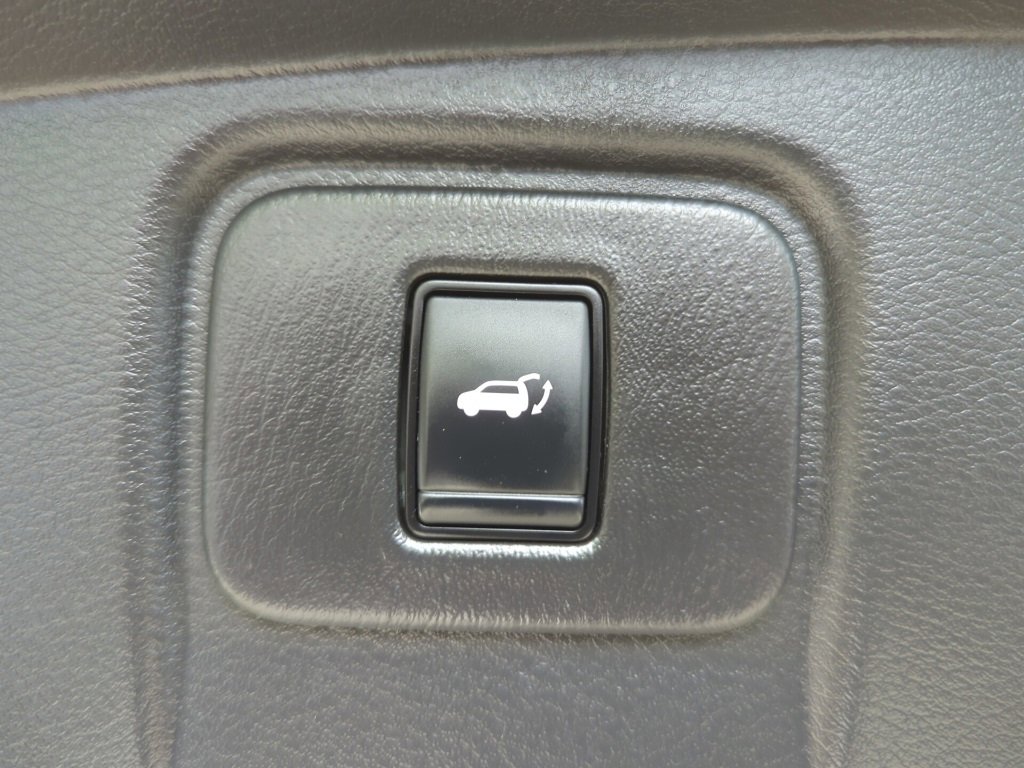 Used 2023 Nissan Murano SL w/ SL Moonroof Package image 37