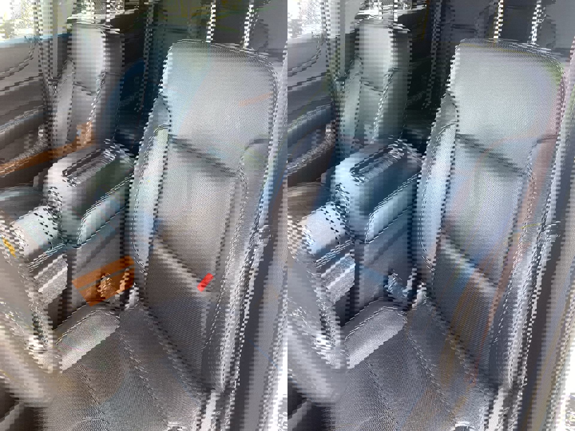 Used 2016 Chevrolet Tahoe LTZ image 24