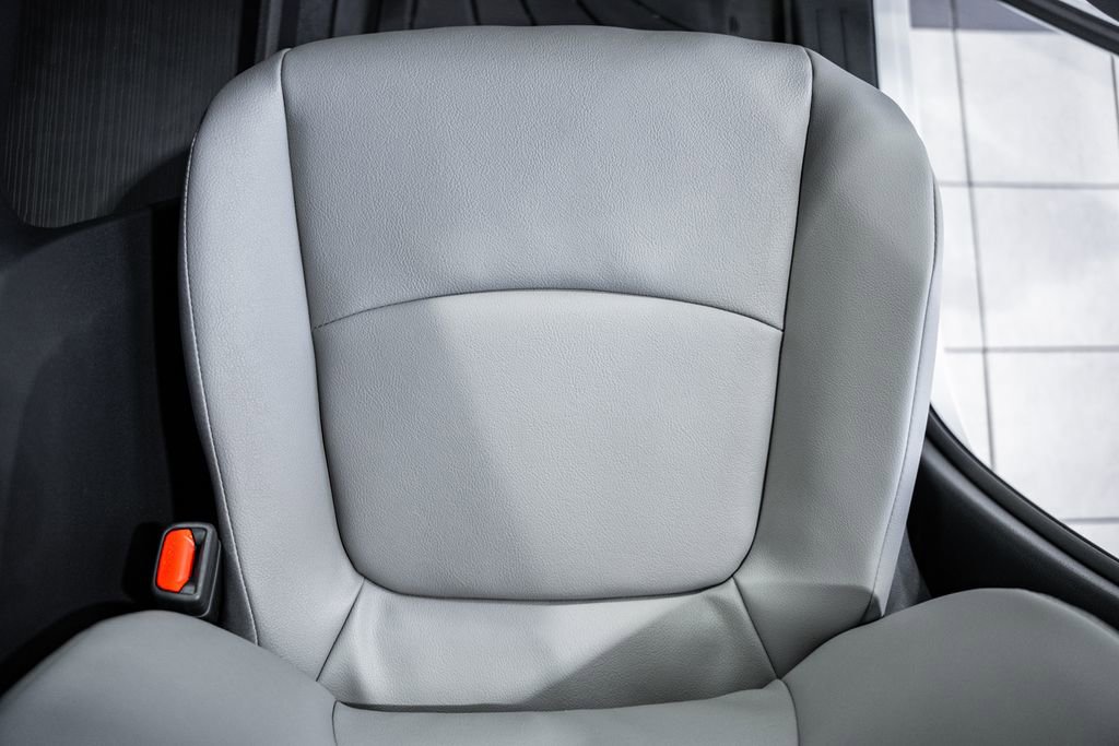 New 2026 Toyota Sienna XLE image 32