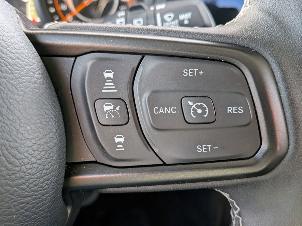 Used 2025 Jeep Wrangler Unlimited Rubicon w/ Convenience Group image 20