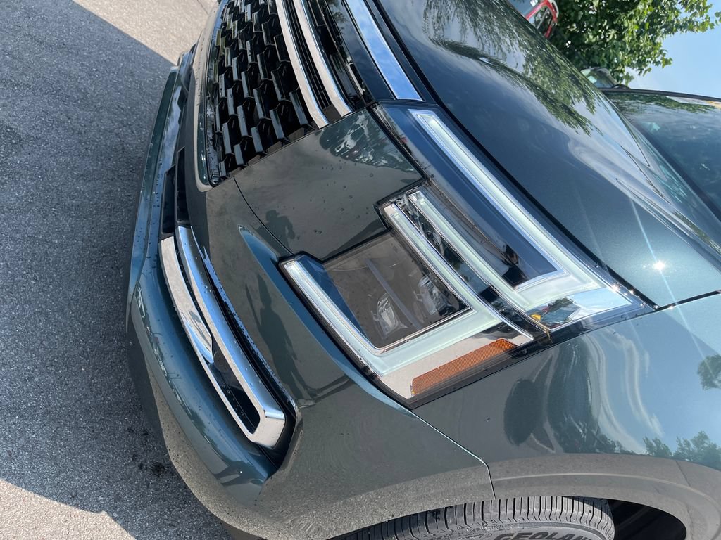 Certified 2026 Nissan Armada Platinum w/ Convenience Package RWD image 33