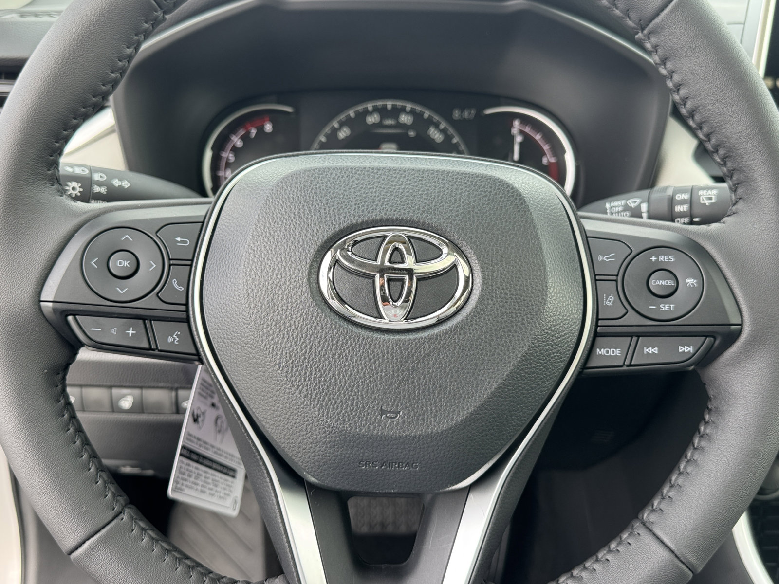New 2025 Toyota RAV4 XLE image 21
