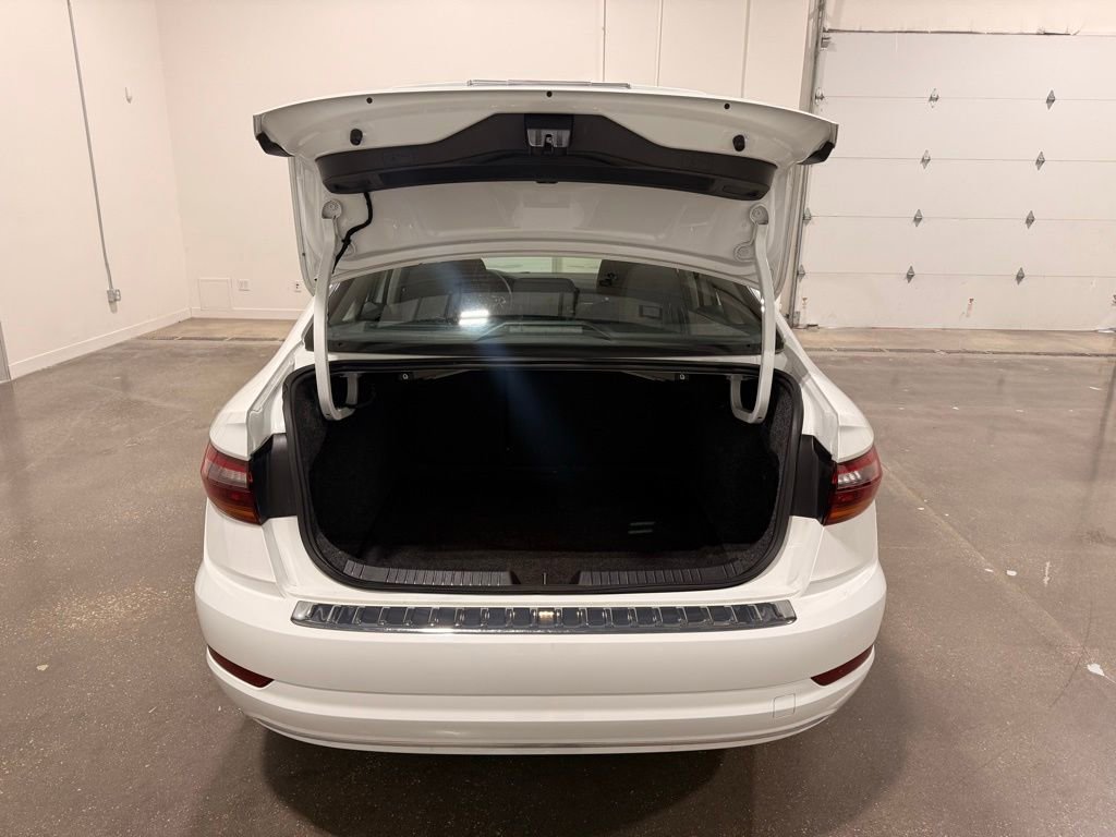 Used 2019 Volkswagen Jetta S w/ Driver Assistance Package FWD image 9