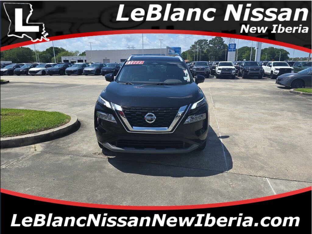 Used 2021 Nissan Rogue SV w/ Premium Package image 1