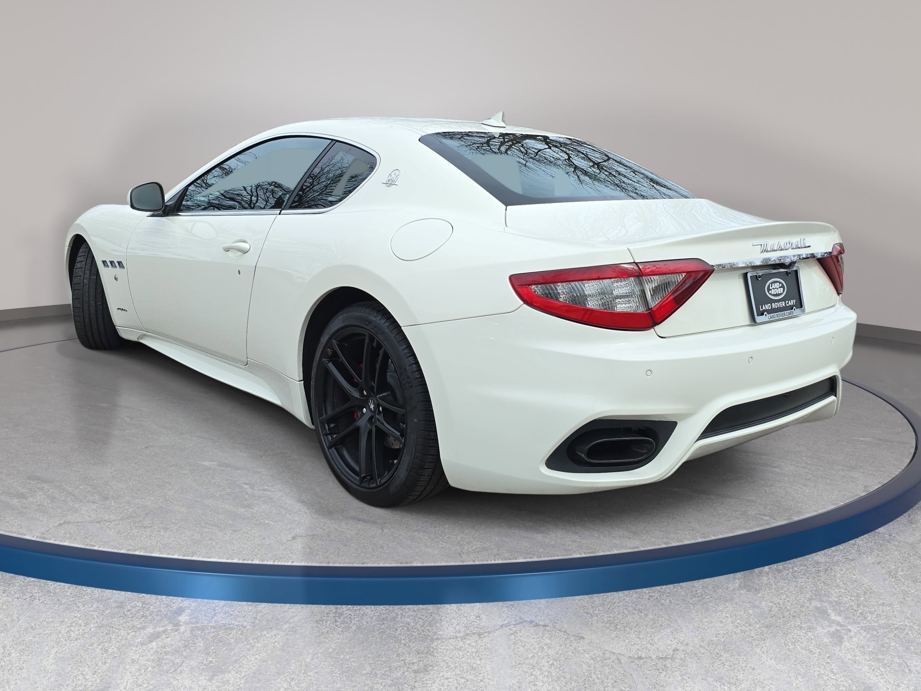 Used 2018 Maserati GranTurismo Sport RWD image 7