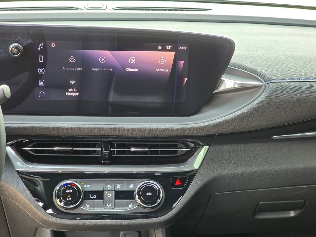 Used 2024 Buick Envista Sport Touring w/ Convenience I Package FWD image 26