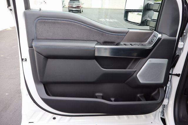 New 2026 Ford F250 Platinum w/ Tremor Off-Road Package image 26