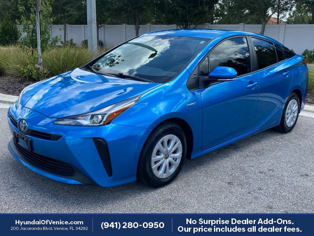 Used 2022 Toyota Prius LE FWD image 5
