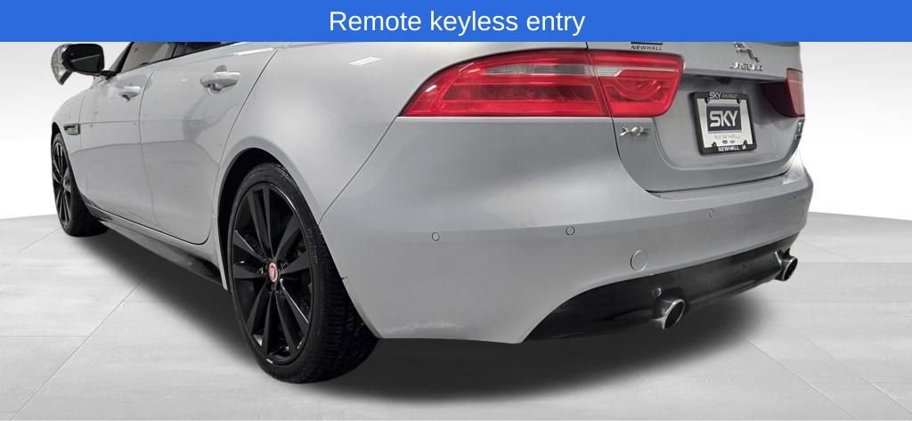 Used 2018 Jaguar XE S image 6
