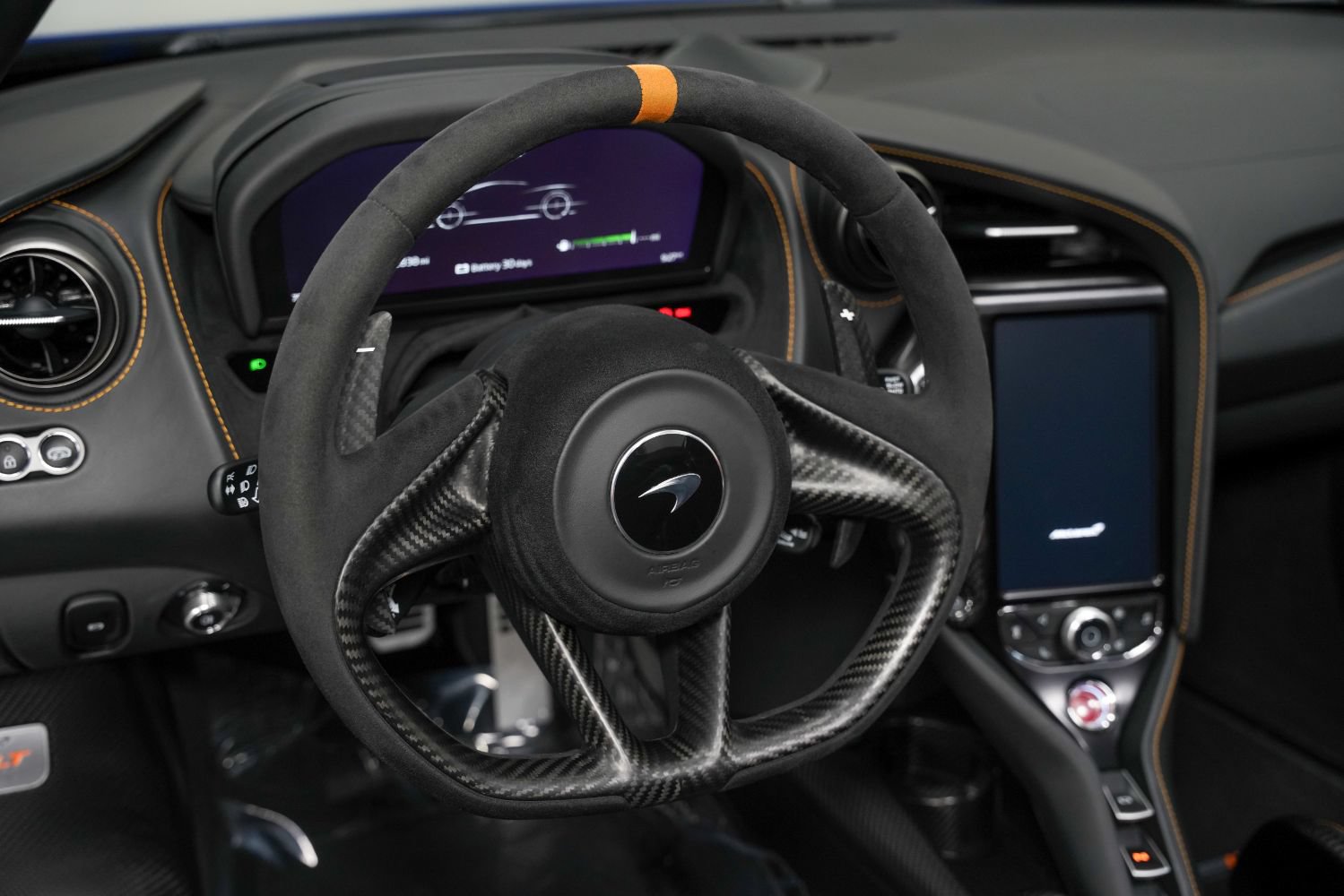 Used 2022 McLaren 765LT RWD image 43