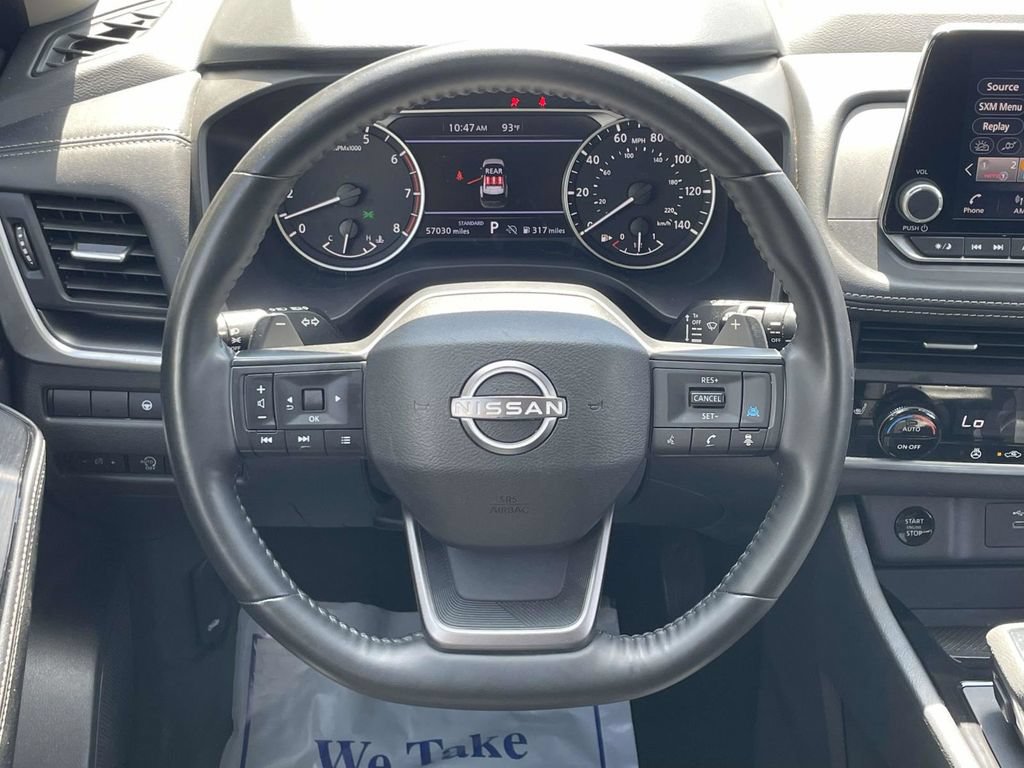 Used 2025 Nissan Rogue SV w/ SV Premium Package FWD image 23
