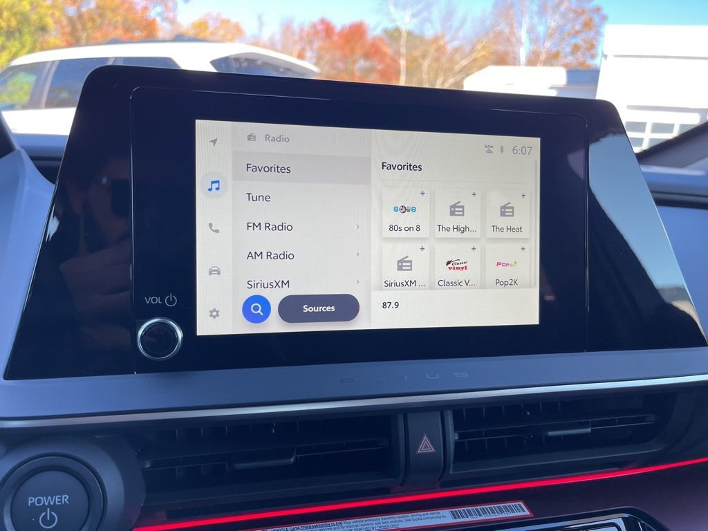 New 2026 Toyota Prius Plug-In Hybrid image 10