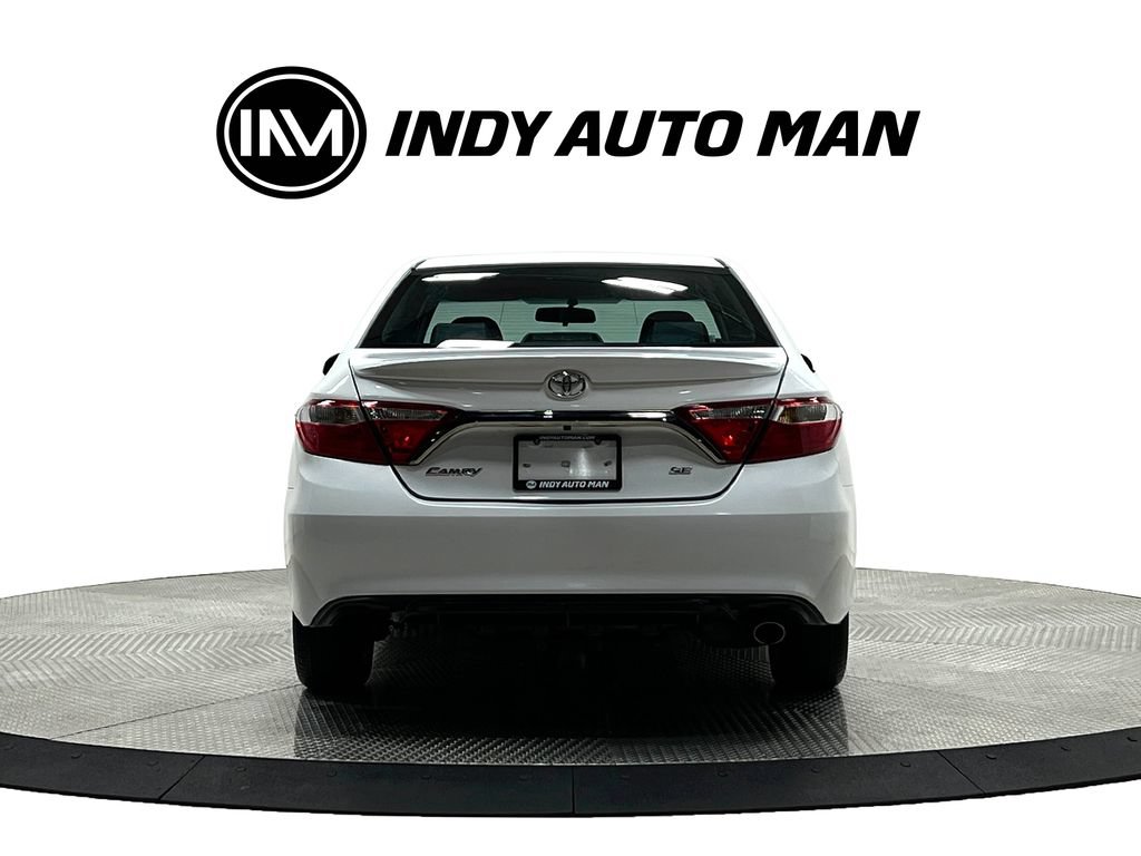 Used 2016 Toyota Camry SE FWD image 5