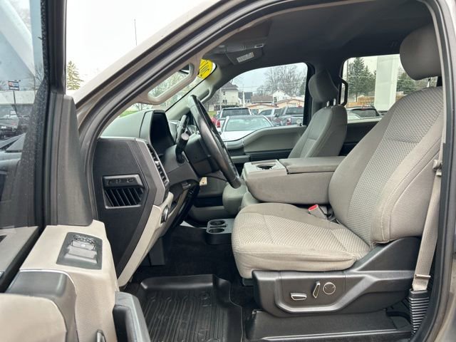Used 2017 Ford F150 XLT w/ Equipment Group 302A Luxury image 31