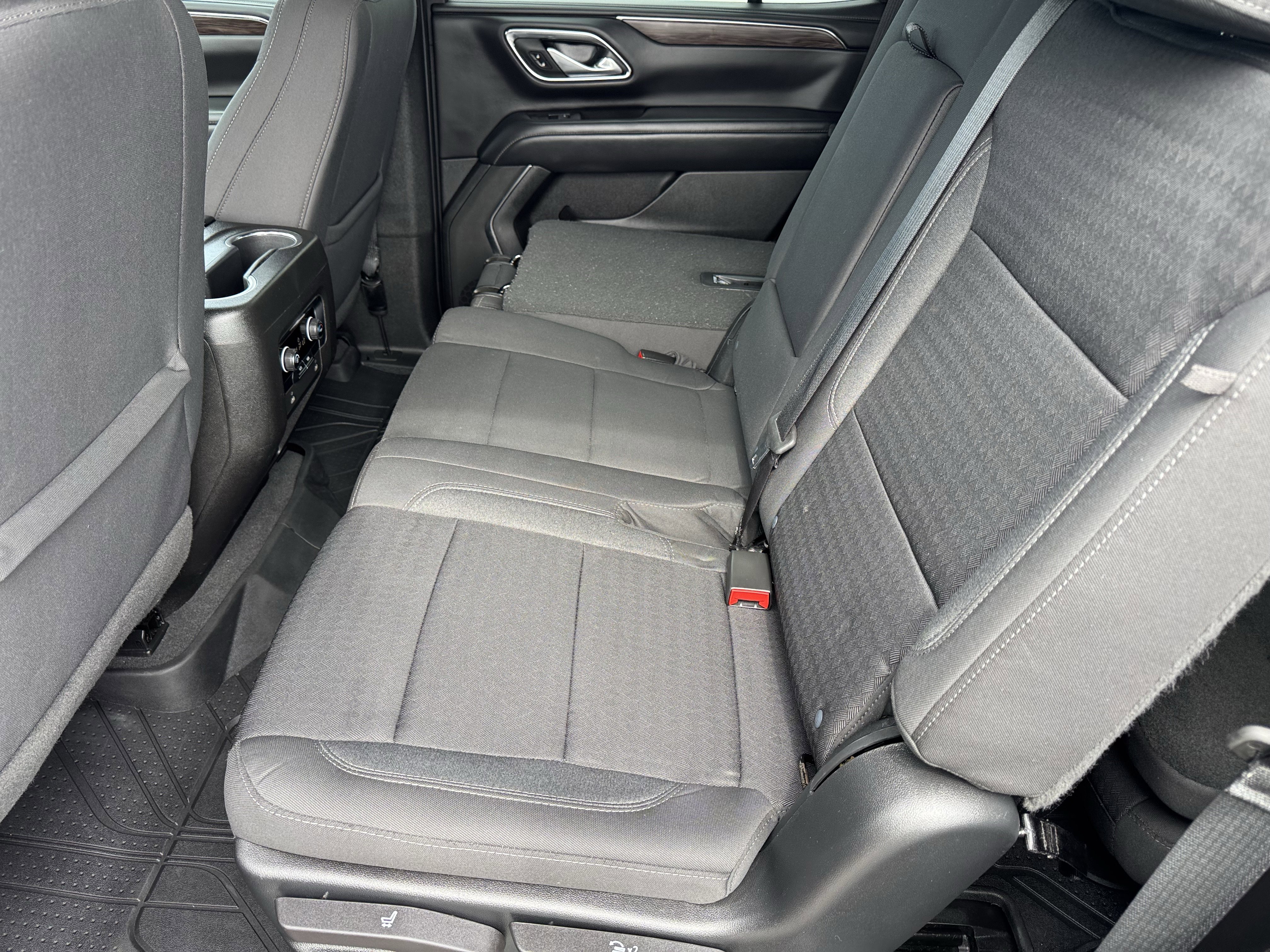 Used 2023 Chevrolet Tahoe LS image 15