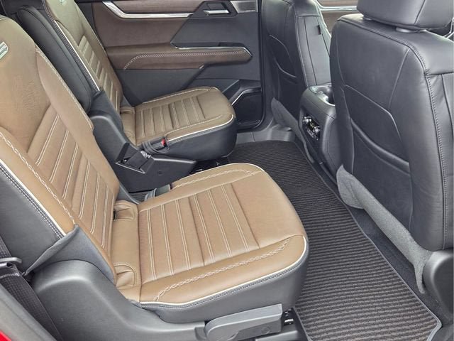 New 2026 GMC Acadia Denali Ultimate FWD image 18