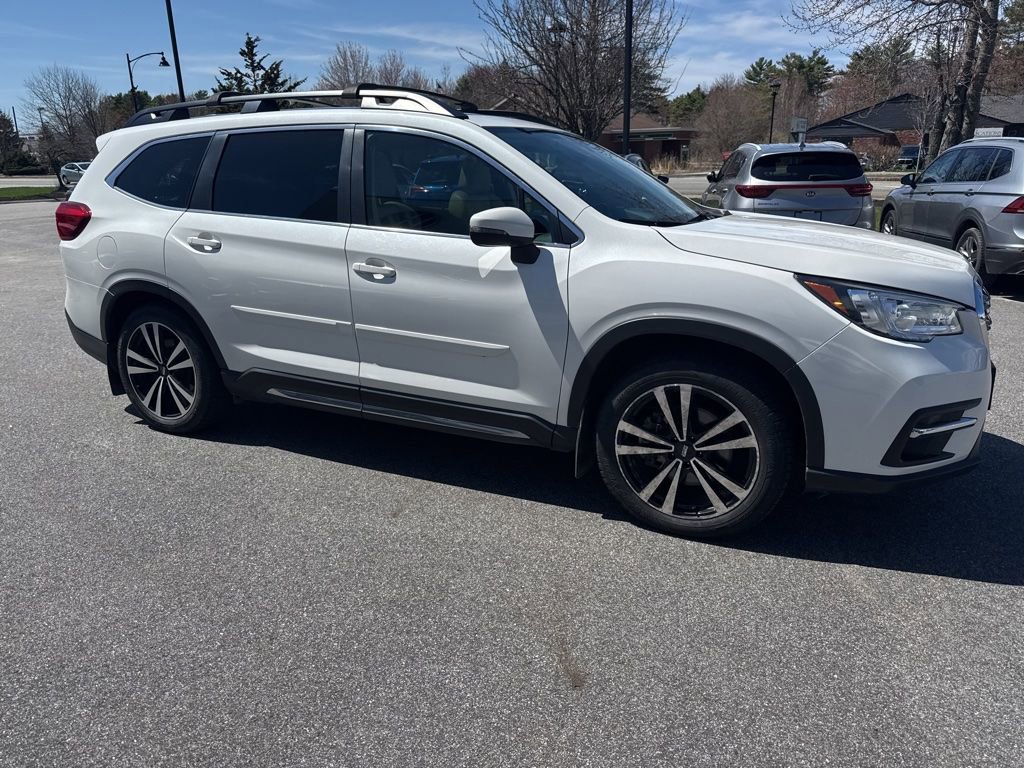 Used 2022 Subaru Ascent Limited w/ Technology Package AWD/4WD image 6