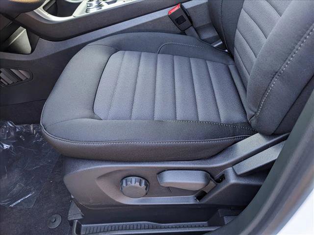 Used 2024 Ford Edge SE image 4