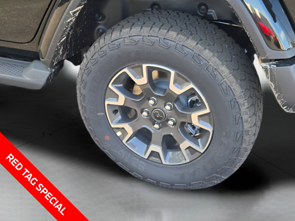 New 2026 Jeep Wrangler Unlimited Sahara AWD/4WD image 17