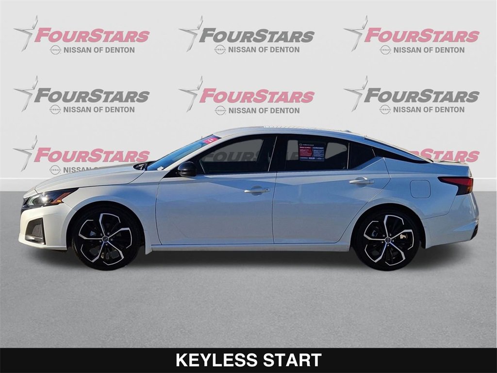 Used 2023 Nissan Altima 2.5 SR image 9