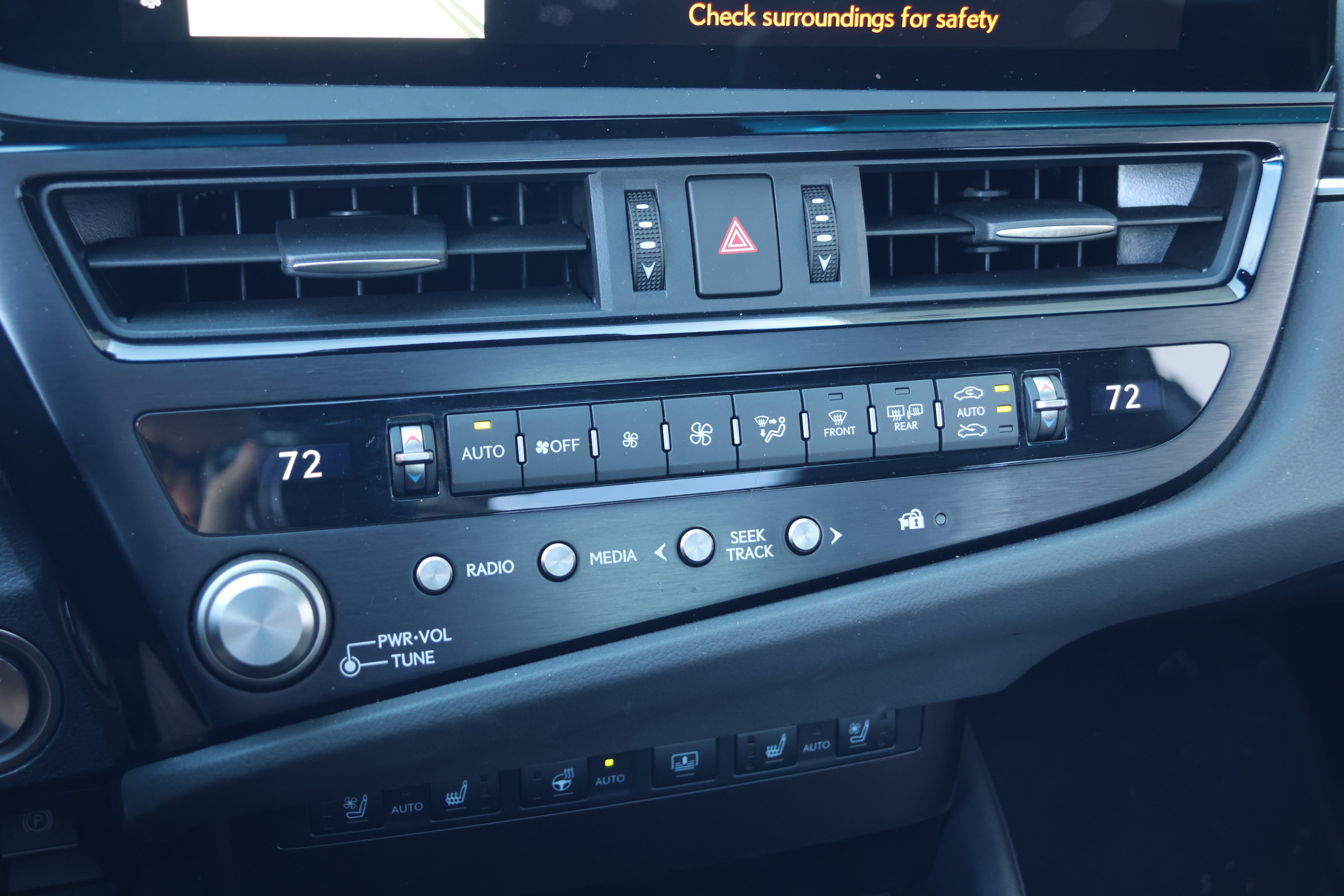 Certified 2025 Lexus ES 350 Ultra Luxury w/ Accessory Package (Z2) FWD image 23