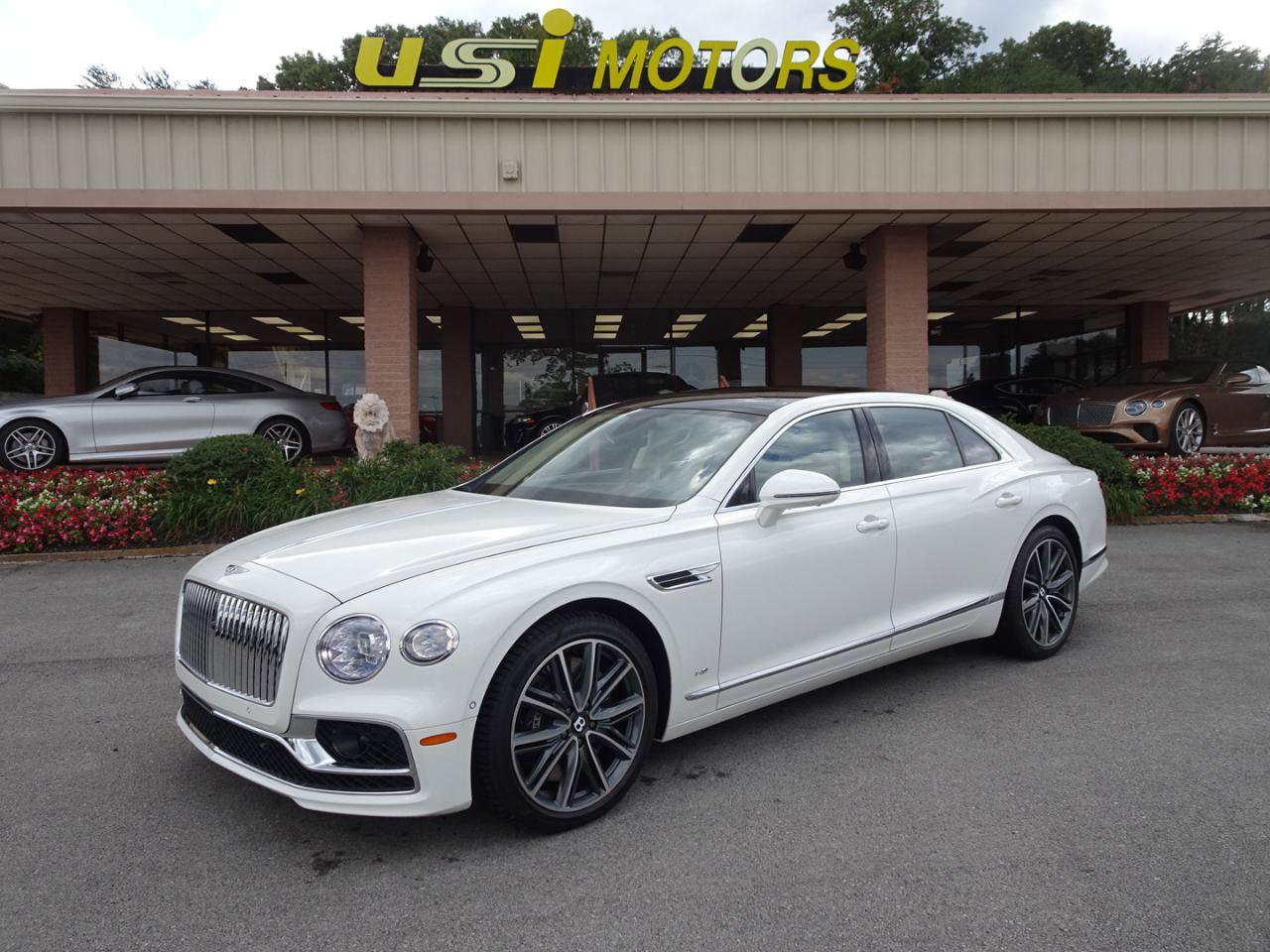 Used 2021 Bentley Flying Spur V8 AWD/4WD image 32