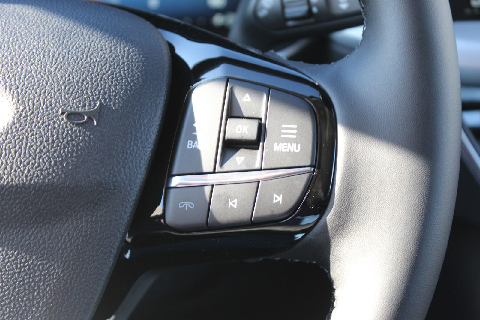 New 2026 Ford Escape Platinum w/ Premium Technology Package image 24