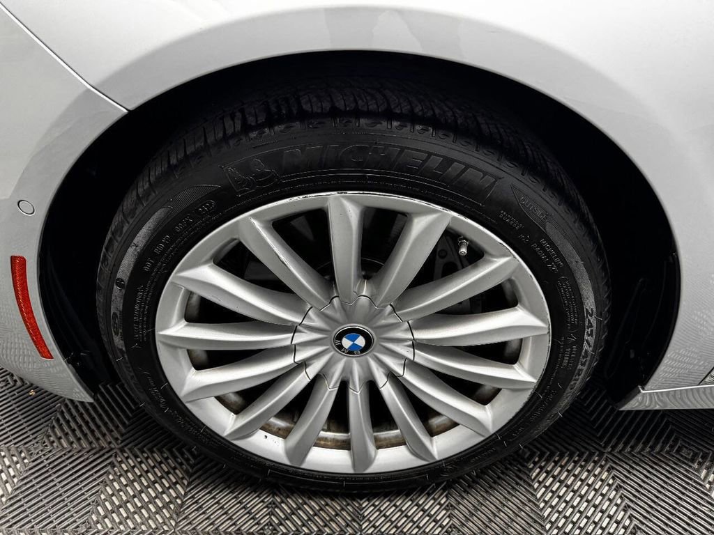 Used 2020 BMW 740i RWD image 21