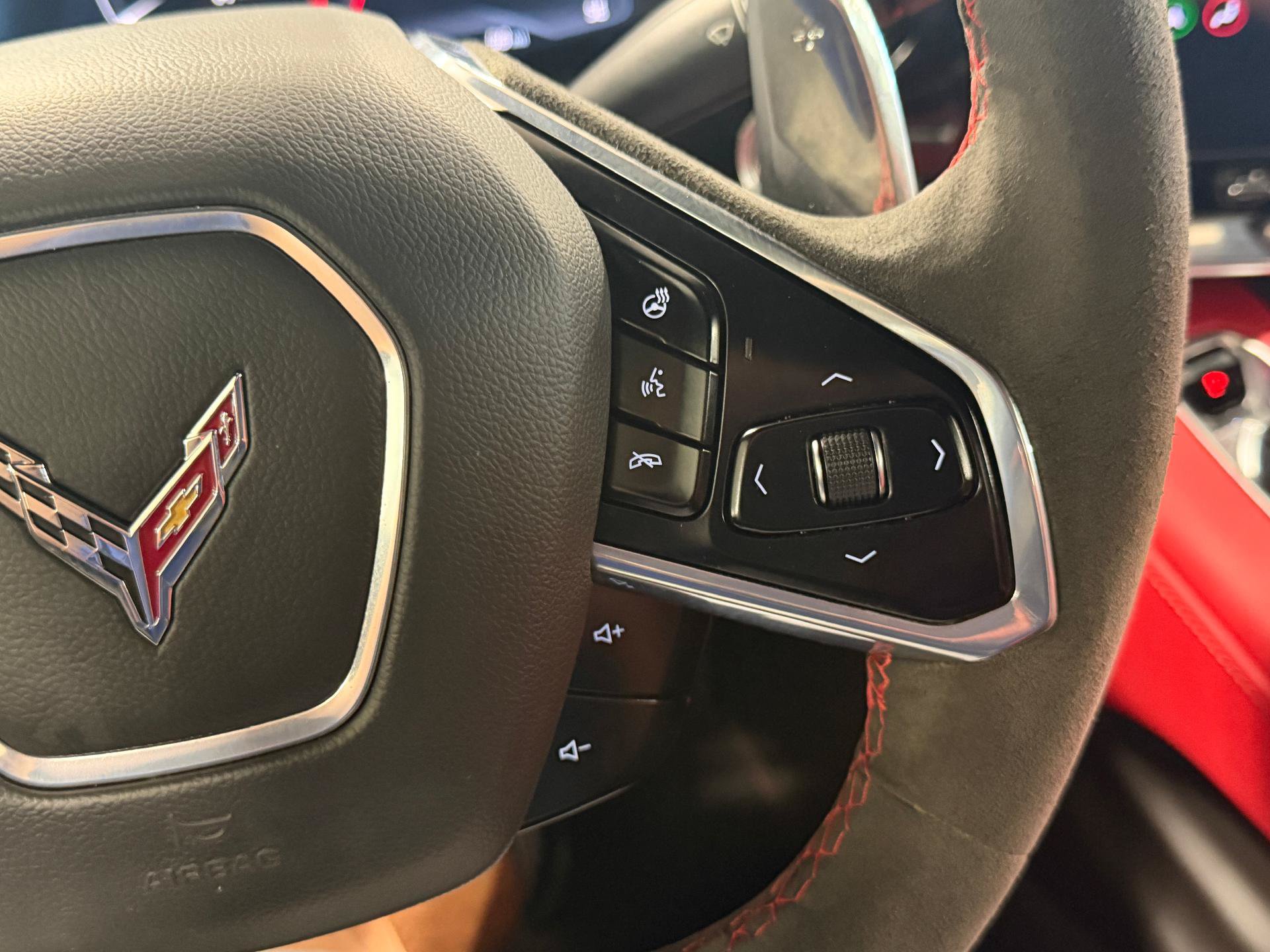 Used 2023 Chevrolet Corvette Stingray Preferred Conv w/ Z51 Performance Package RWD image 13