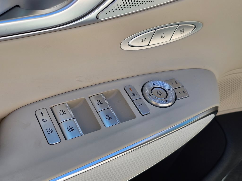 New 2026 Genesis GV70 2.5T Advanced AWD/4WD image 32