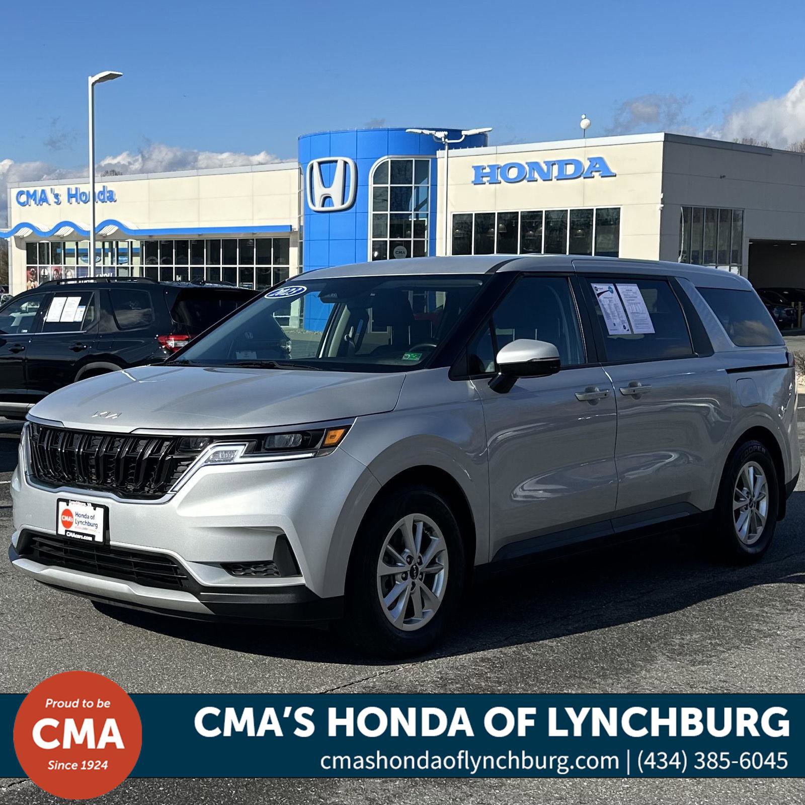 Used 2023 Kia Carnival LX w/ Paint Protection Package