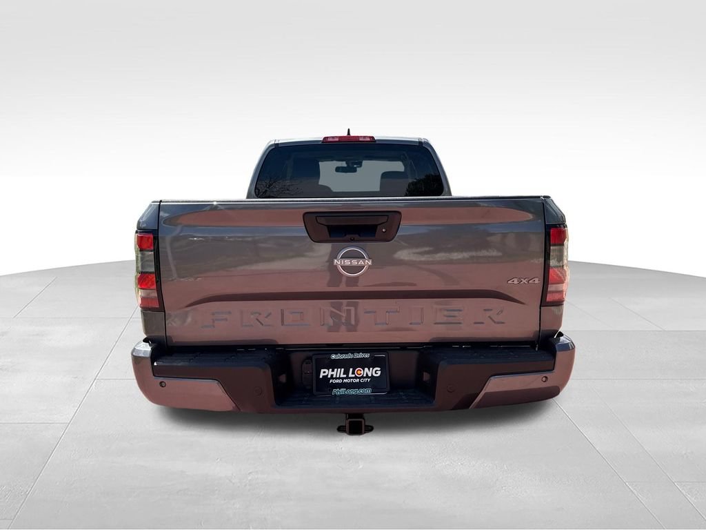 Used 2025 Nissan Frontier SV AWD/4WD image 7