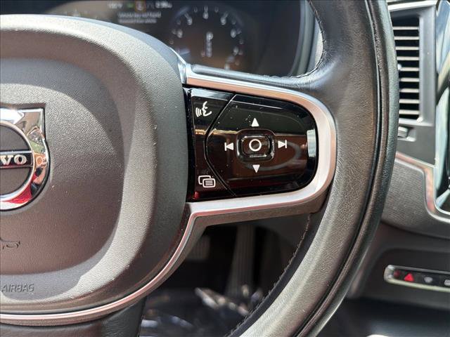 Used 2020 Volvo XC90 T6 Momentum AWD/4WD image 16
