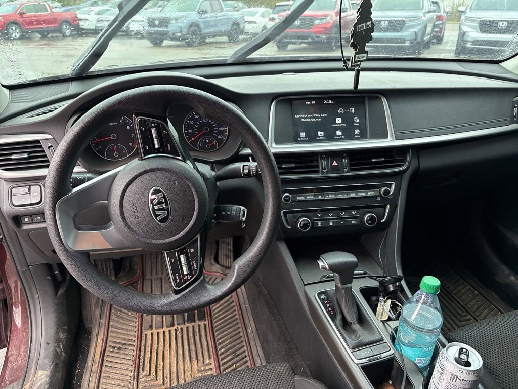 Used 2020 Kia Optima LX image 16