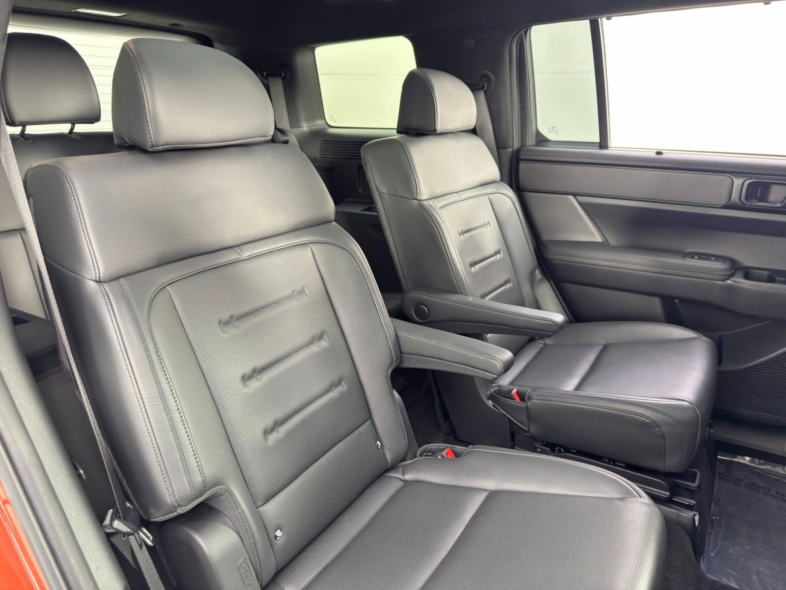 Used 2024 Hyundai Santa Fe Calligraphy image 37