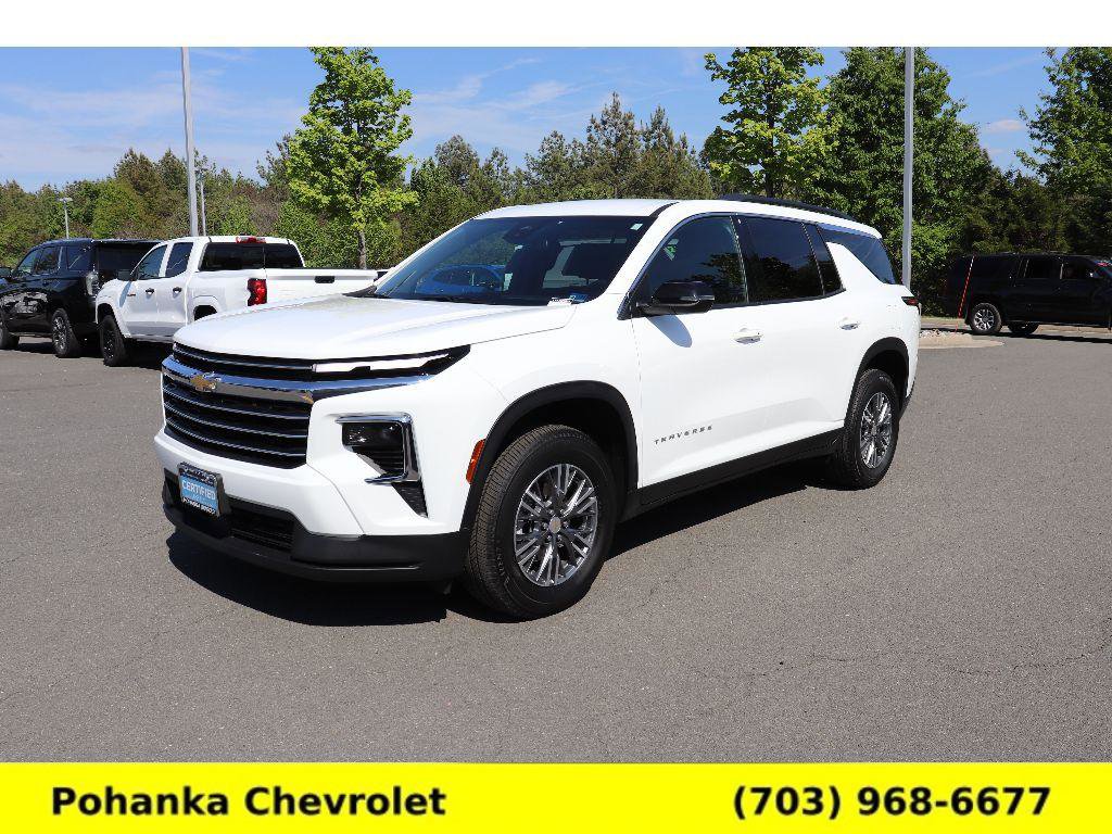 Certified 2025 Chevrolet Traverse LT w/ LPO, Floor Liner Package AWD/4WD image 3